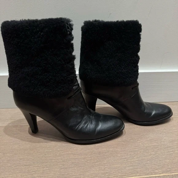 Black Leather Fold Over Shearling Cuff Ankle Boots Booties - Picture 4 of 11